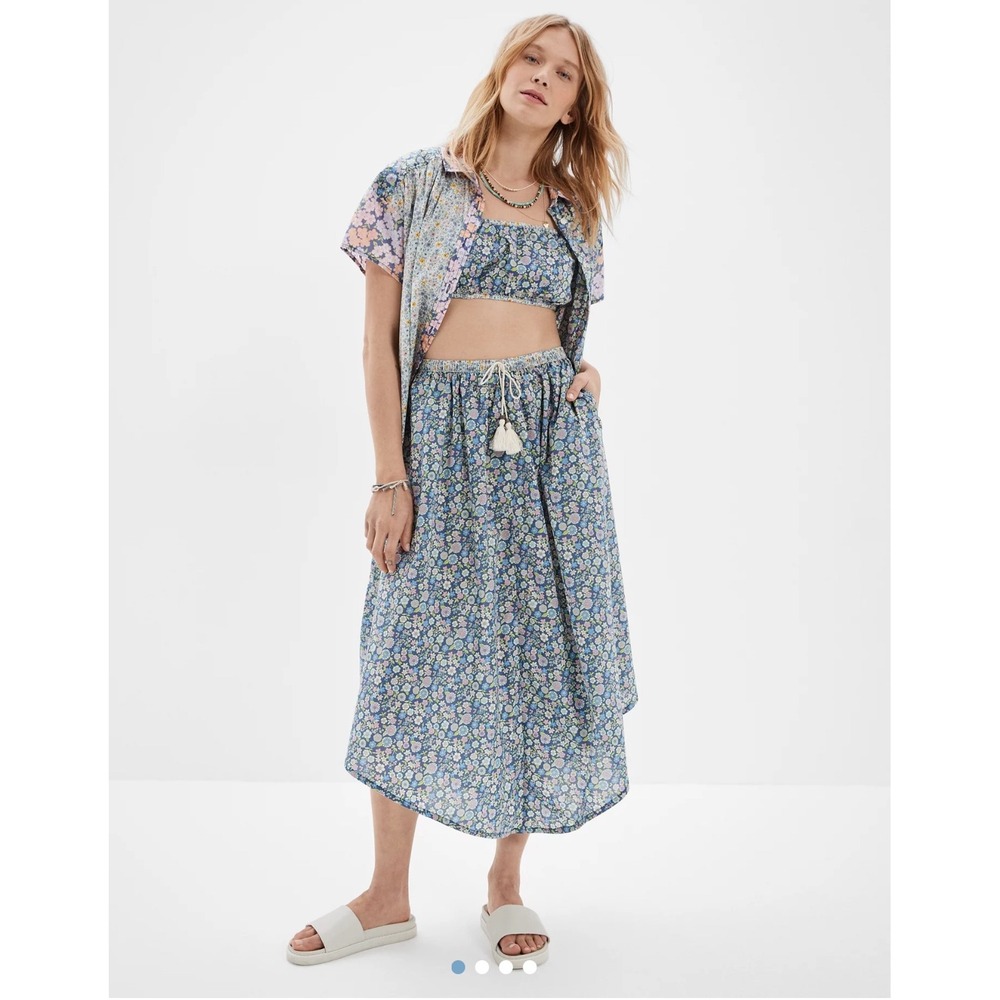 Americanβ Eagle Floral Pull-On Midi Skirt Size Medium Blue Multi Tassel Boho